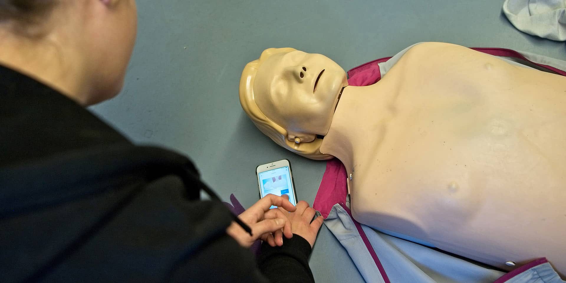 Førstehjælpskursus i FOF Aarhus