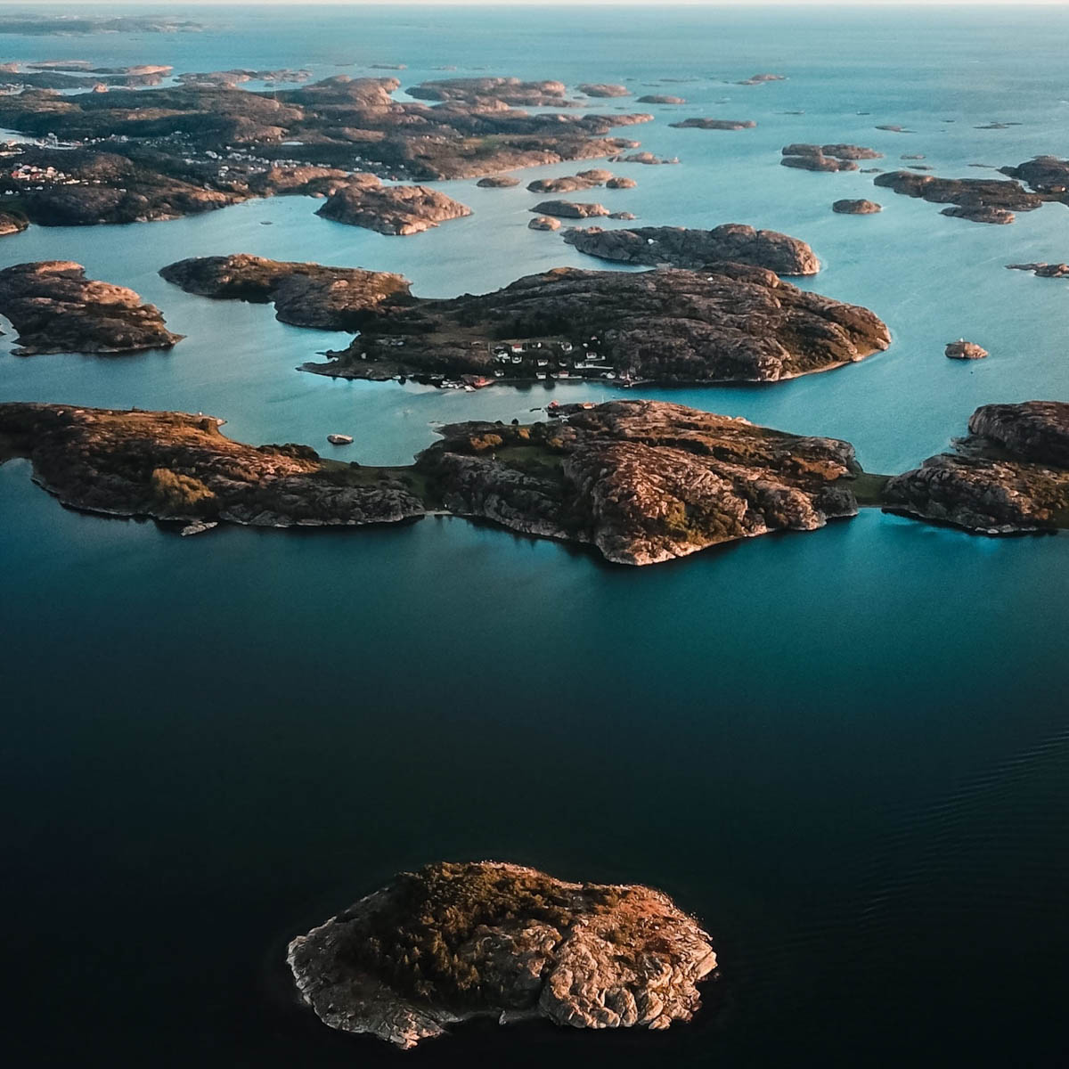 "Smukke vandreruter i den svenske skærgård hos FOF København og Nordsjælland.”