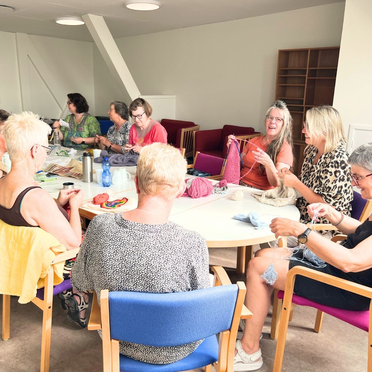 Fredagsgarncafe i Sønderborg hos FOF Sønderjylland