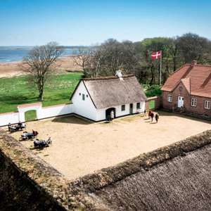 Vedersø præstegårds gårdsplads