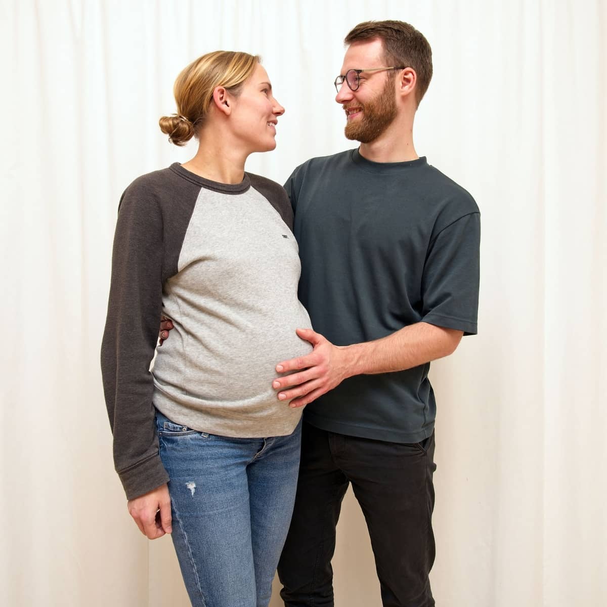 Par, der venter barn, til kursus i fof aarhus