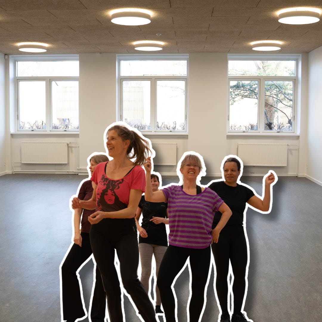 Deltagere på motionskursus i Aftenskolernes Hus