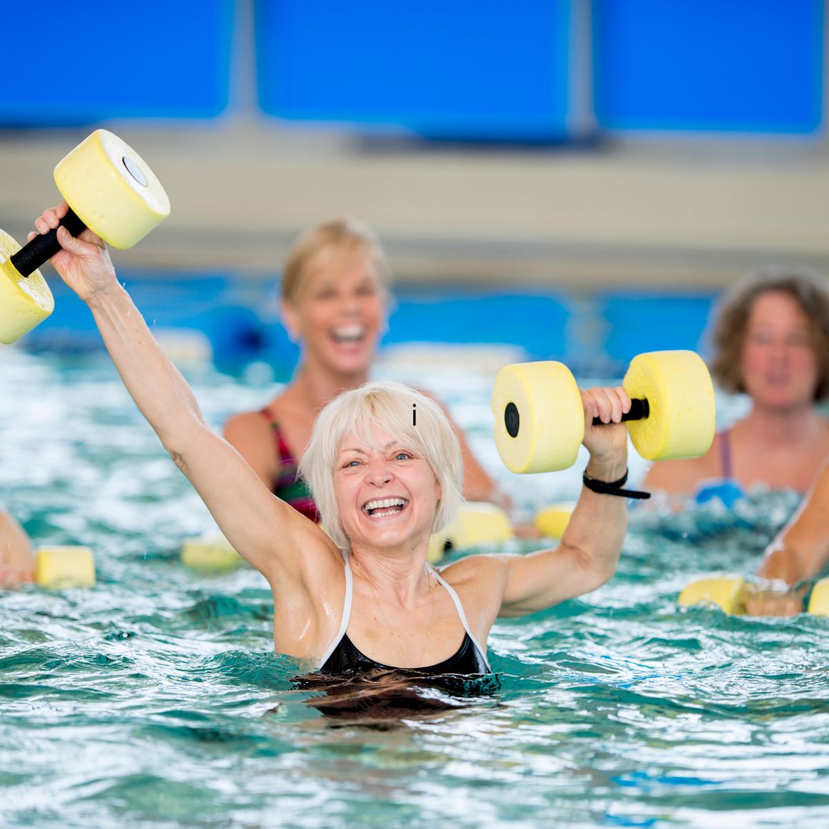 Motion i varmt vand – sjov og effektiv vandgymnastik med ekstra fart i Herlev og Ballerup