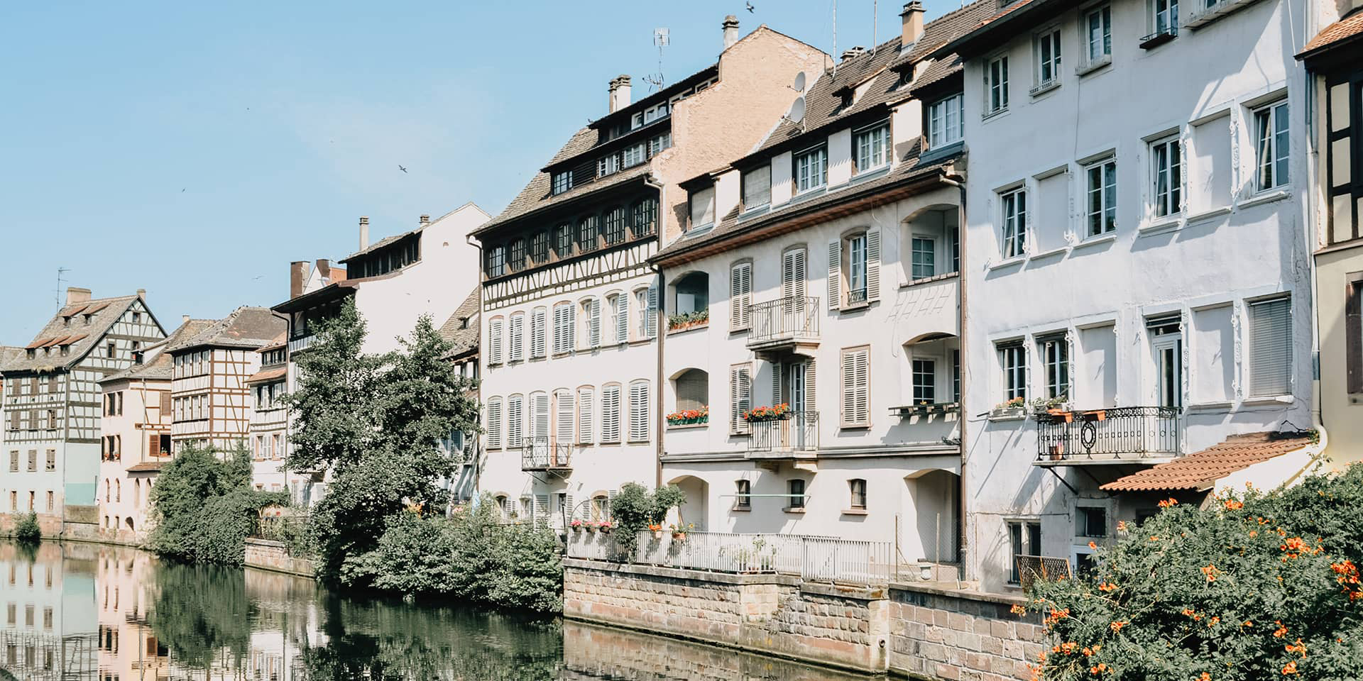 Franske huse ved kanal. Lær fransk på kursus i FOF Aarhus