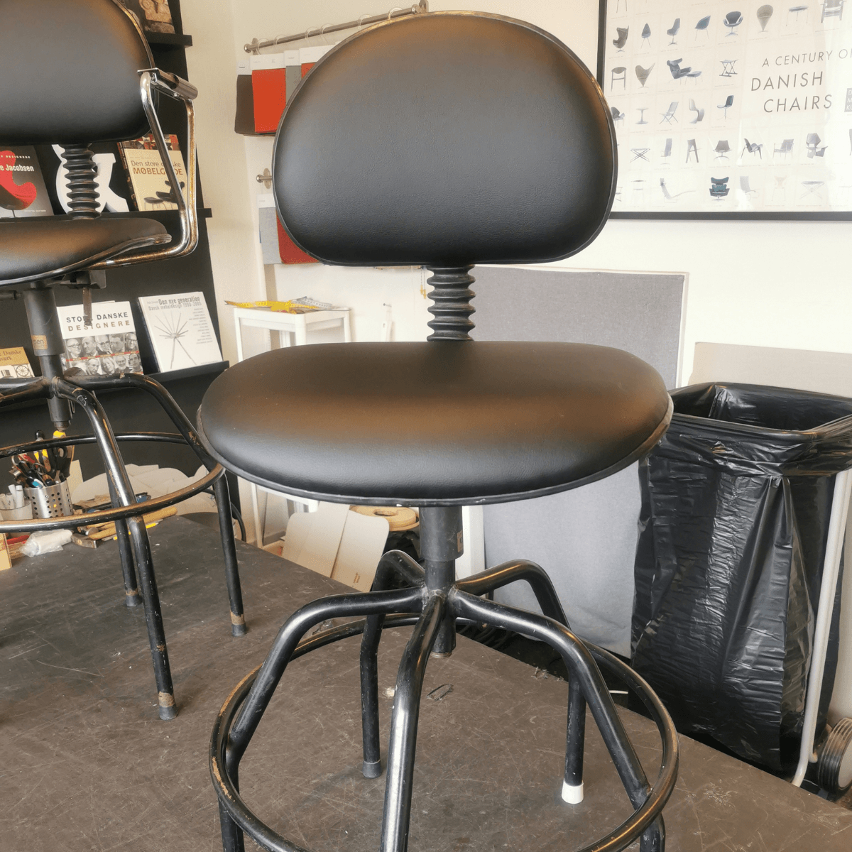 Polsteret stol lavet på kursus ved FOF