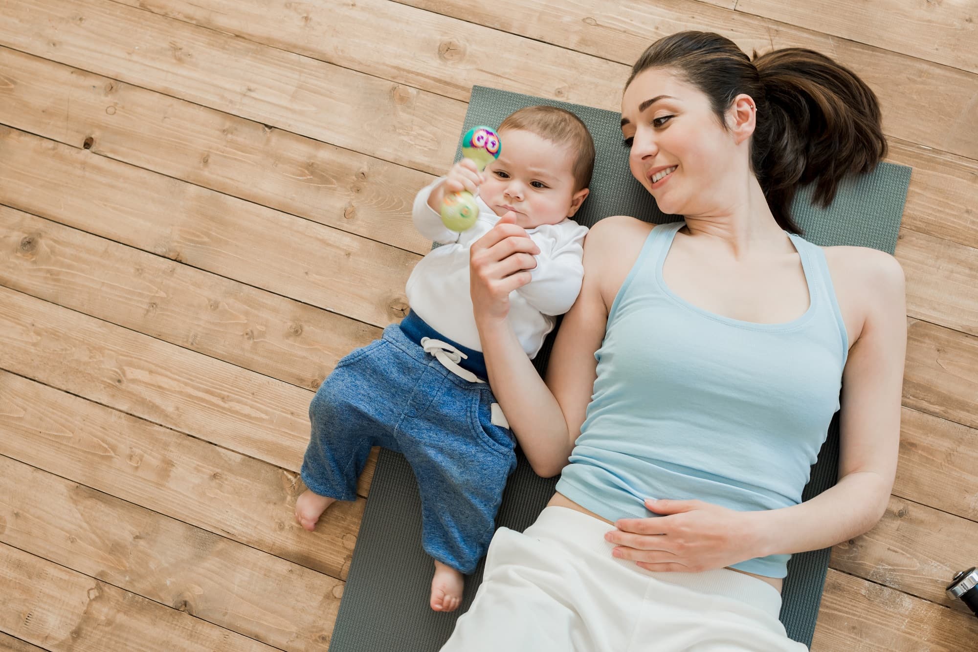 FOF København og Nordsjælland afholder hatha yoga efter fødslen
