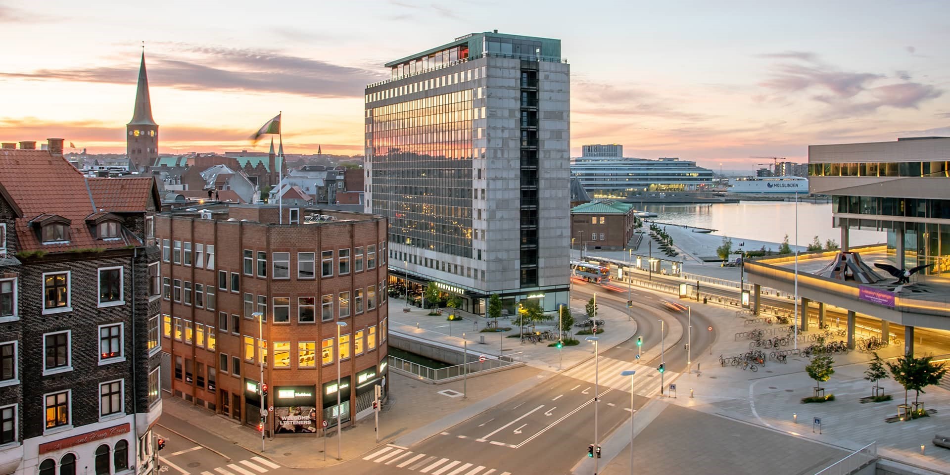 Europaplads i Aarhus. Danish course at FOF Aarhus