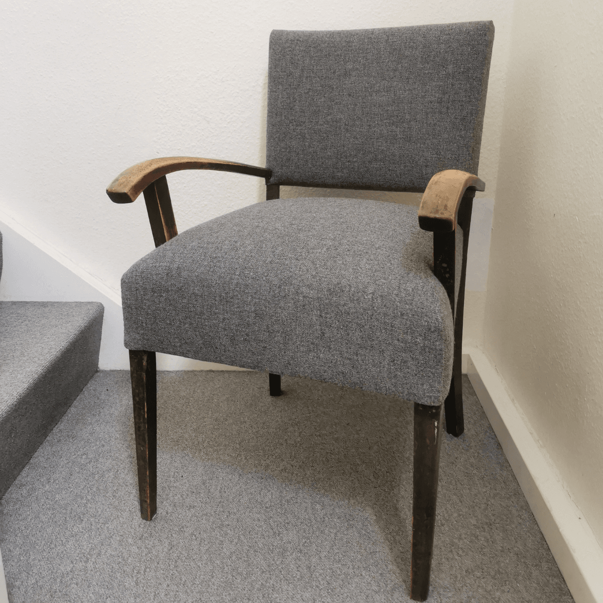 Polsteret stol lavet på kursus ved FOF