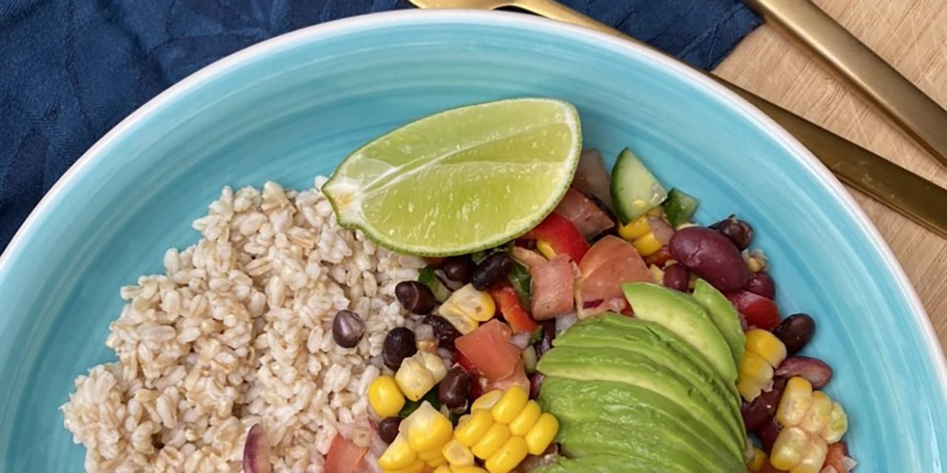 Mexicansk bønnesalat, find opskrift på fof aftenskolen aarhus' hjemmeside