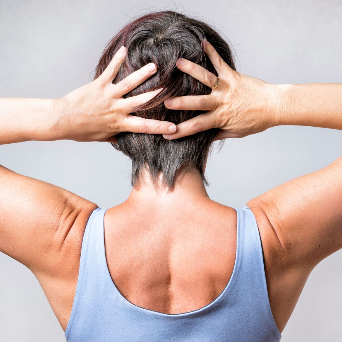 Kursist laver øvelse til ManuVisions træning hos FOF.