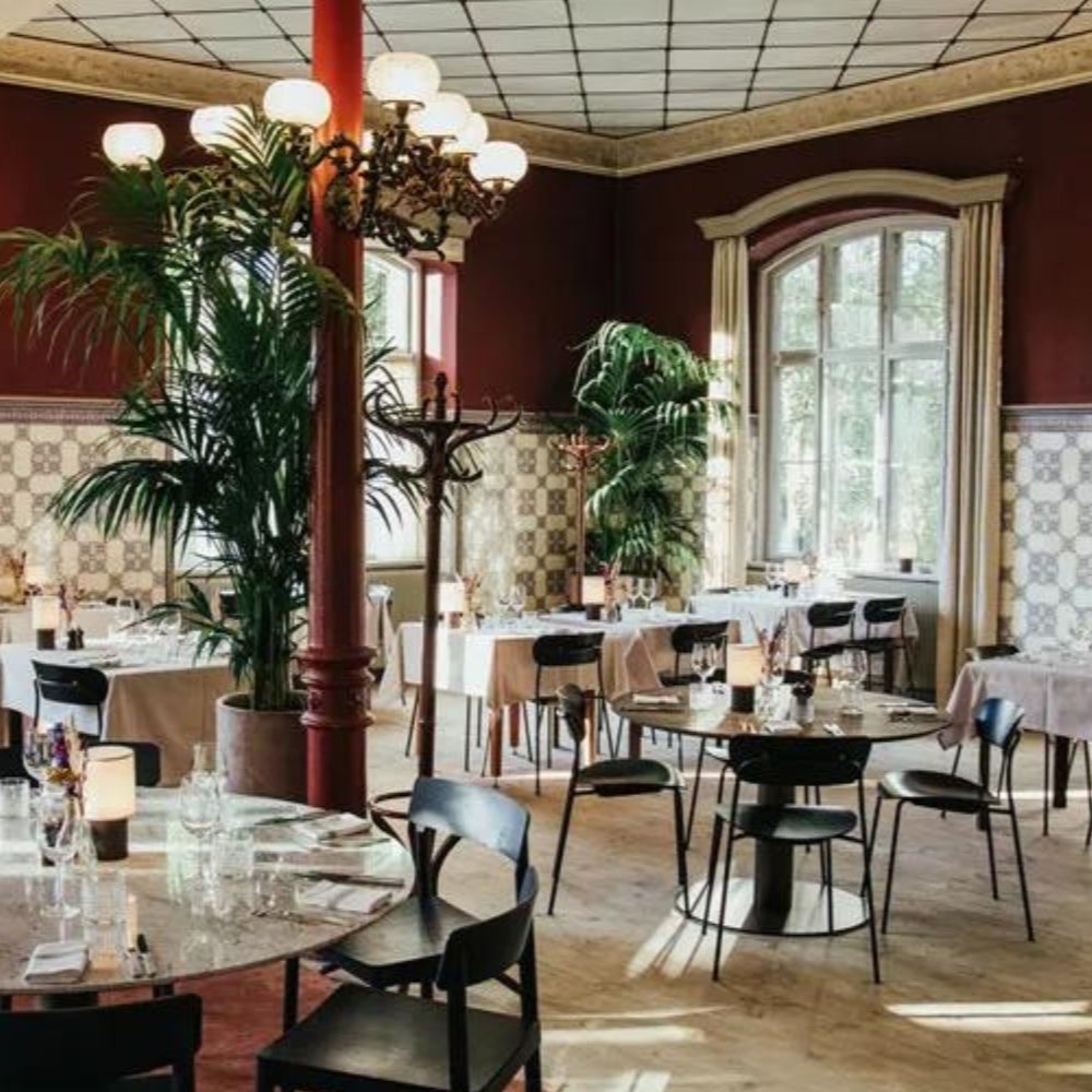 Inde i Brede spisehus